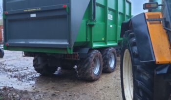 Staines 12 ton Silage Trailer trailers full