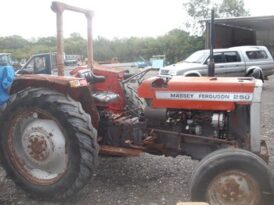 1985 Massey Ferguson 250 2WD tractors full