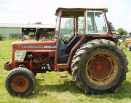 1979 International 574 2WD tractors full
