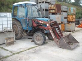 1980 Ford 4600 2WD, Loader tractors full