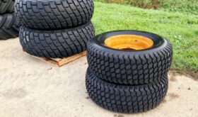 Turf wheel and tyre set