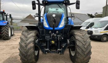 Used 2022 NEW HOLLAND T7.260 intelliview, front linkage with couplers, bar axle, isobus, power beyond for sale in Oxfordshire full