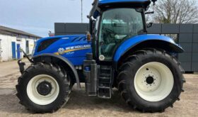 Used 2023 NEW HOLLAND T7.225 Front linkage with couplers, front PTO, power beyond, isobus, 50kph, twin beacons, 12 LED work lights, brand new tyres for sale in Oxfordshire