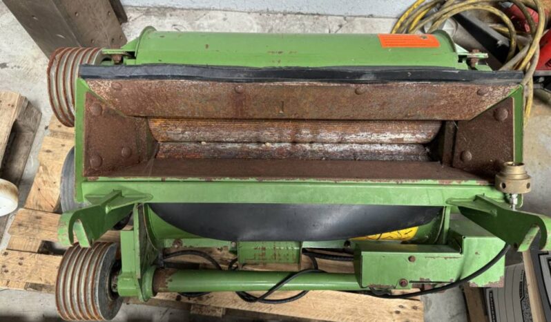 Krone Whole crop mill  – £1,600 for sale in Somerset full