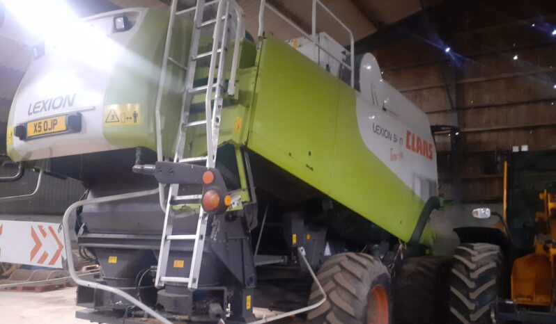 Used CLAAS Lexion Combine Harvester full