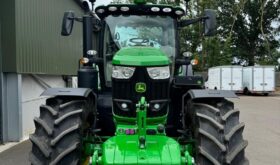 John Deere 6R 195