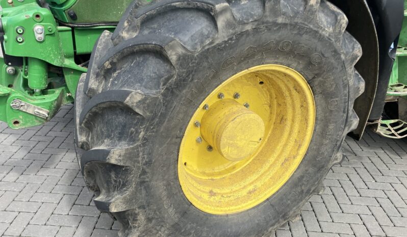 John Deere 6215R full