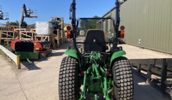 John Deere 3039R full