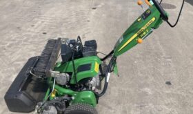 John Deere 220E Hybrid Greens Mower