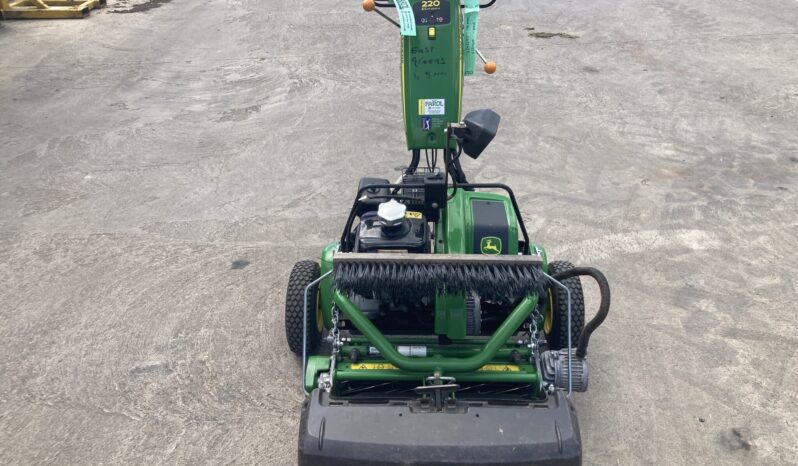 John Deere 220E Hybrid Greens Mower full