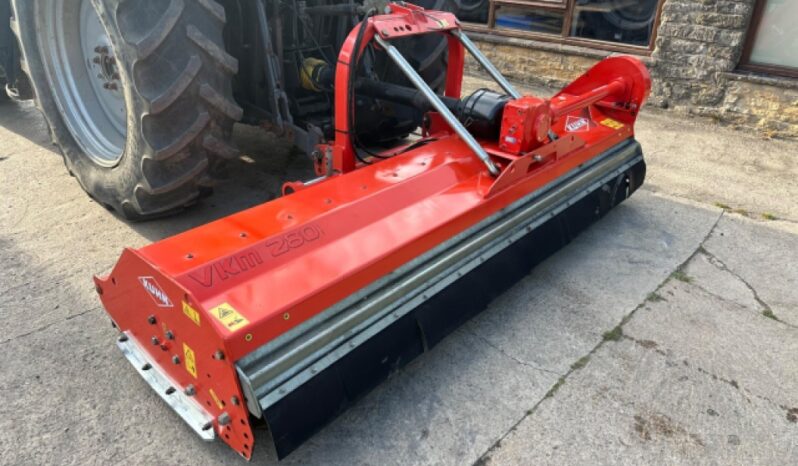 KUHN VKM 280 2.8 METRE FLAIL TOPPER C/W SIDESHIFT 4,600 + VAT full