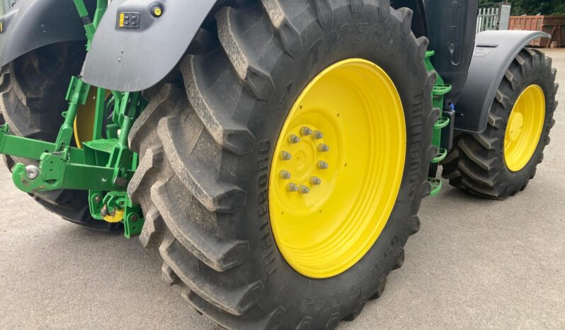 John Deere 6R 195 full