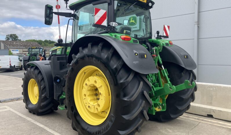 John Deere 6R 215 full