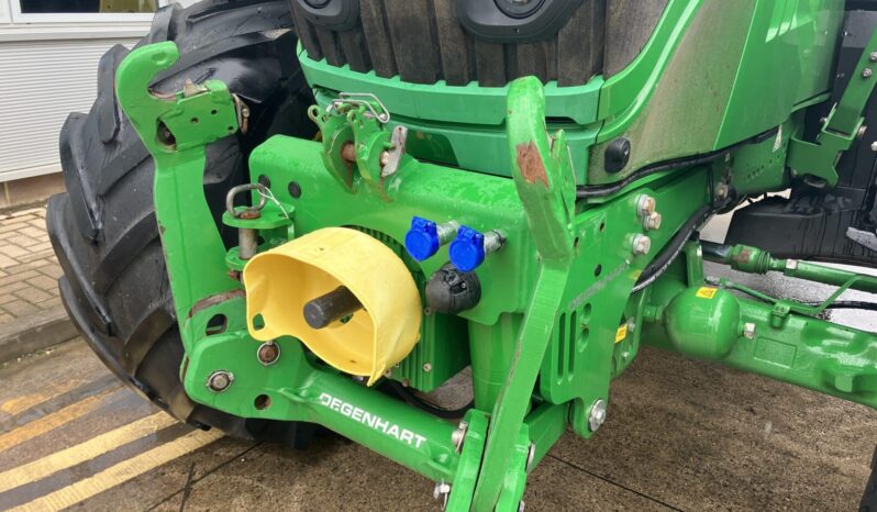 John Deere 6215R full