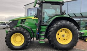 John Deere 7R 330