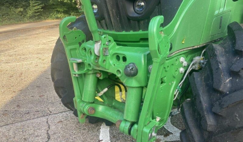 John Deere 6215R full