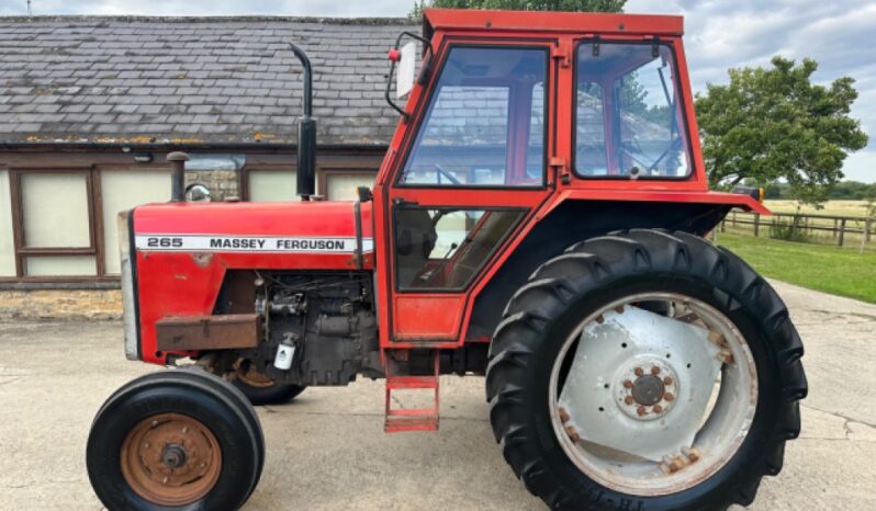 1986 MASSEY FERGUSON 265 TRACTOR 8,000 + VAT full