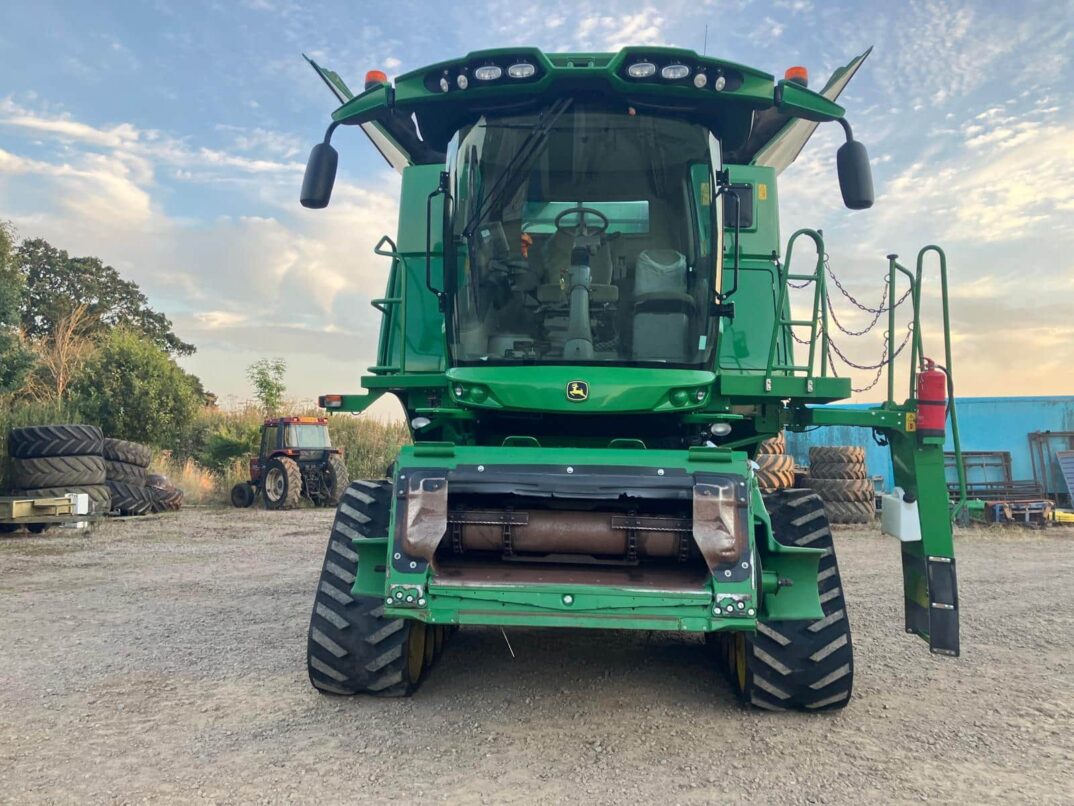 John Deere S790i