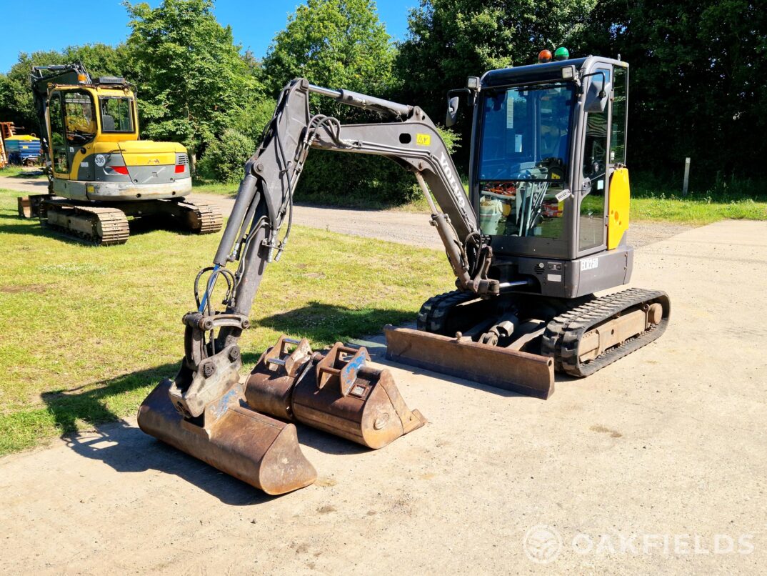 2018 Volvo ECR25D 2.5 Ton Excavator