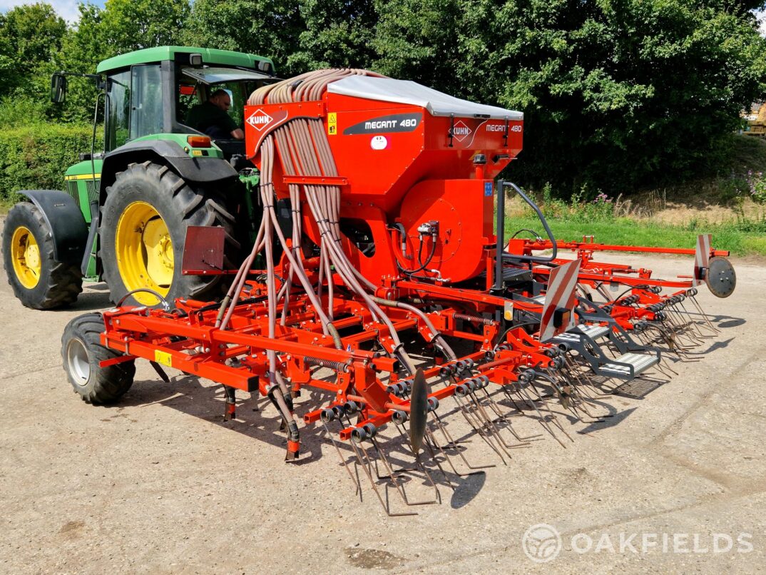 2011 Kuhn Megant 4.8M Tyne Drill