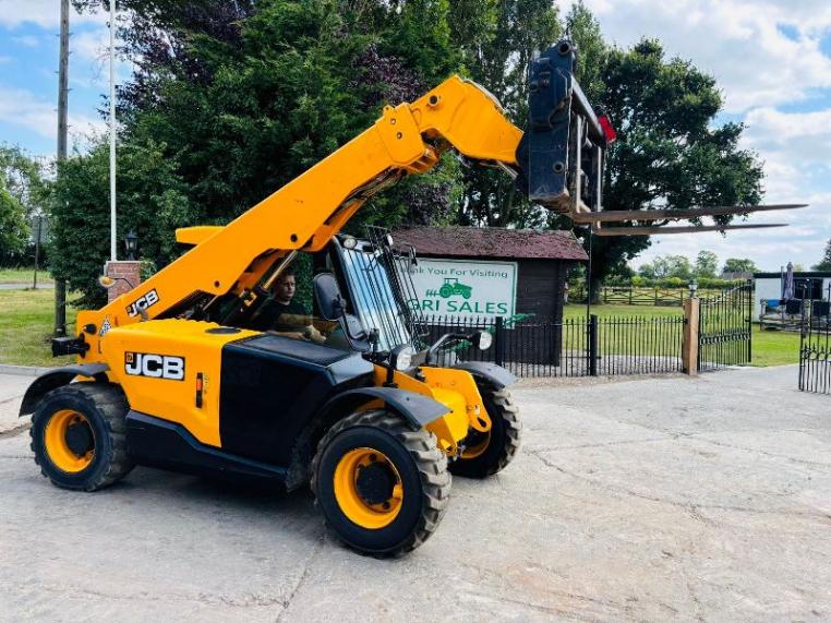 JCB 525-60 4WD TELEHANDLER *YEAR 2018, ONLY 3890 HOURS* C/W PALLET TINES *VIDEO*