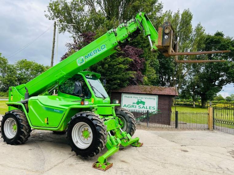 MERLO P40.17 4WD TELEHANDLER * YEAR 2015 , 17 METER* C/W PALLET TINES *VIDEO*