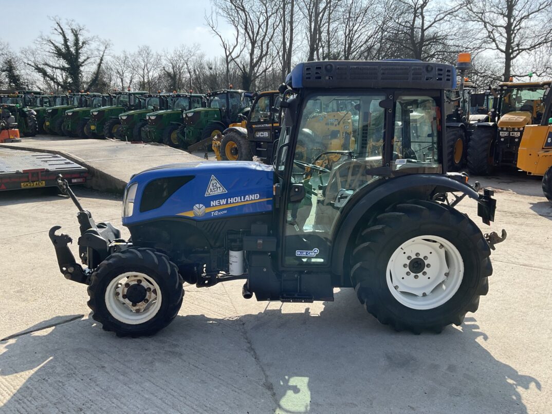 NEW HOLLAND T4.100N