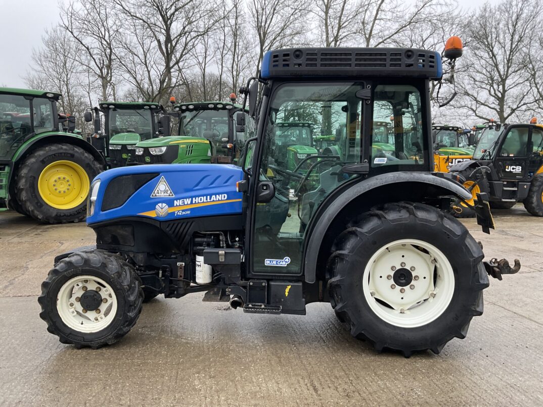 NEW HOLLAND T4.90N