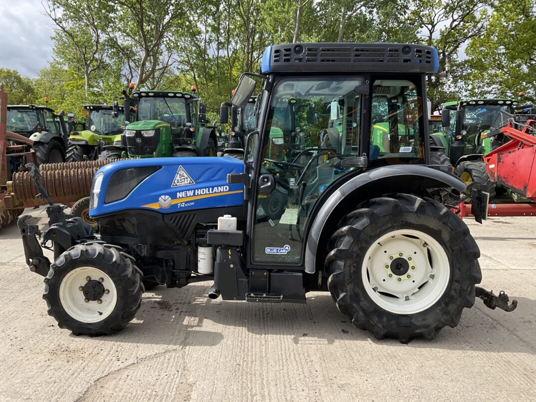 NEW HOLLAND T4.100N