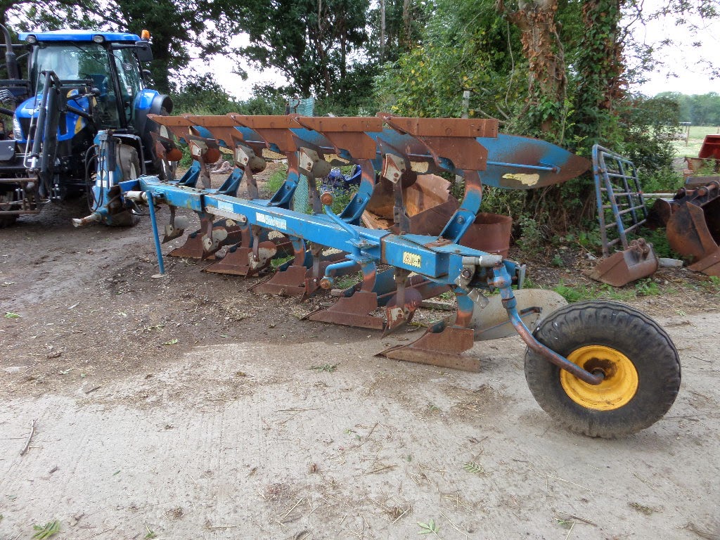 OVERUM XCELSIOR CX590F 5 FURROW REVERSIBLE PLOUGH