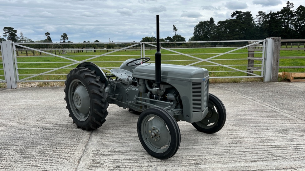 1953 FERGUSON TEF 20 For Auction on 2024-09-21 at 08:30