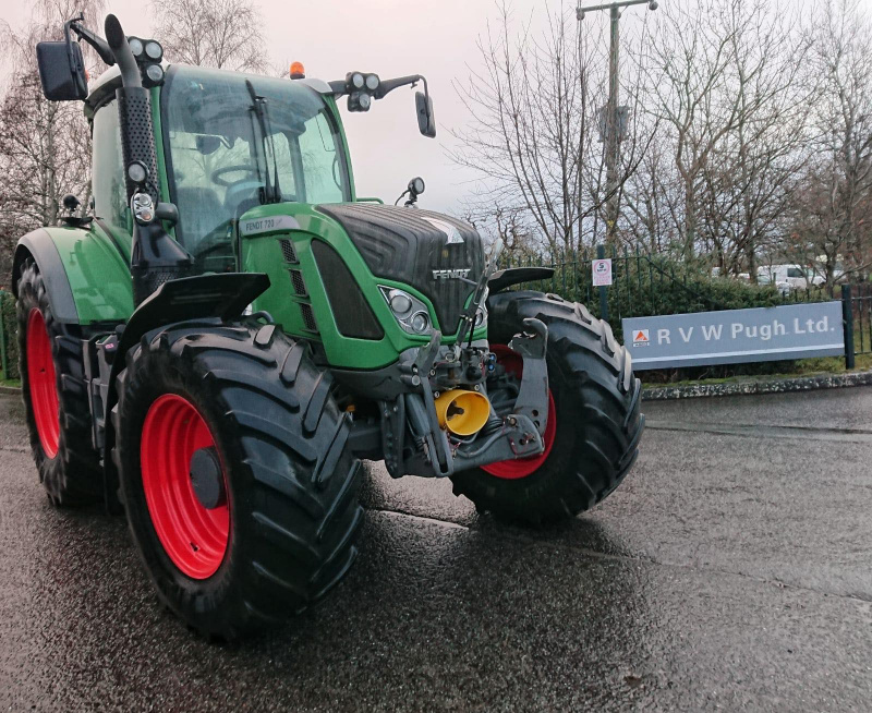 Used Fendt 720 Profi Tractor