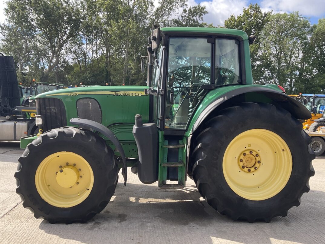 JOHN DEERE 6920