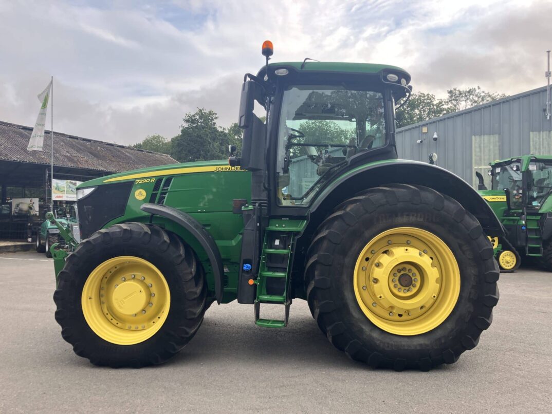 John Deere 7290R