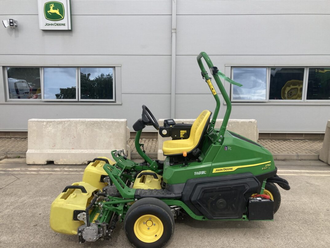 John Deere 2750E Hybrid