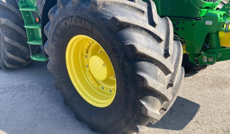 John Deere 6R 215 full