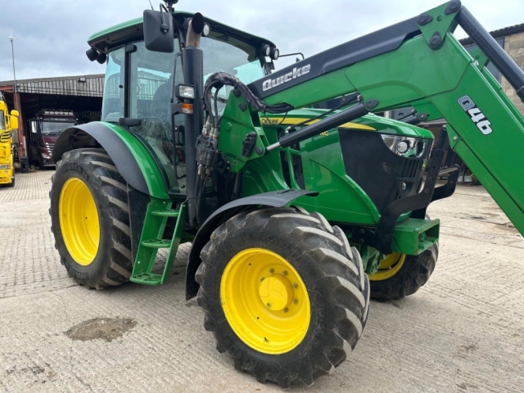 2016 JOHN DEERE WHEELS AND TYRES 2,000 + VAT