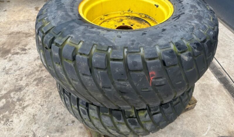 JOHN DEERE GRASS WHEELS AND TYRES 750 + VAT full