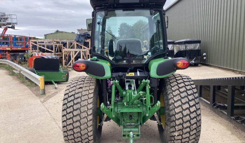 John Deere 4066R full