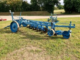 Ransomes TS69 Hexatrac 6 furrow trailing plough full