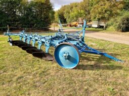 Ransomes TS69 Hexatrac 6 furrow trailing plough full