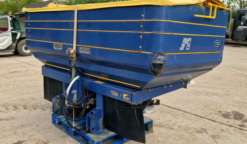 2005 KRM M2 Plus twin disc fertiliser spreader full