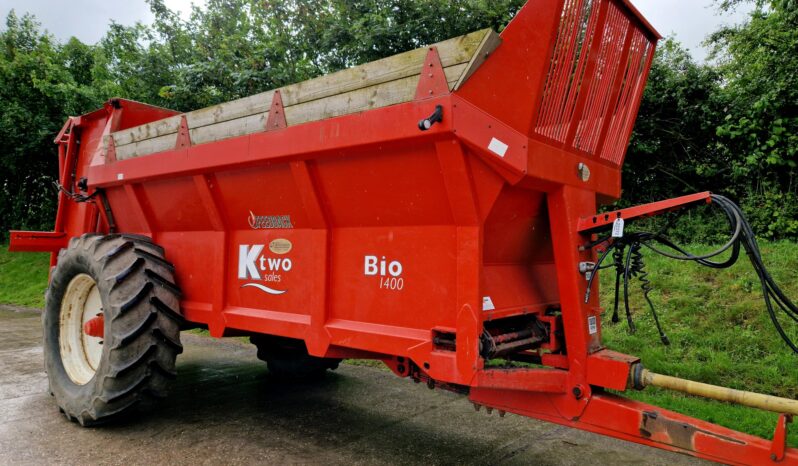 2014 K-Two Bio 1400 trailed muck spreader full