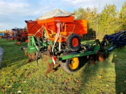 Cousins 3.8M Level lift Rape Seeder full