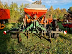 Cousins 3.8M Level lift Rape Seeder full