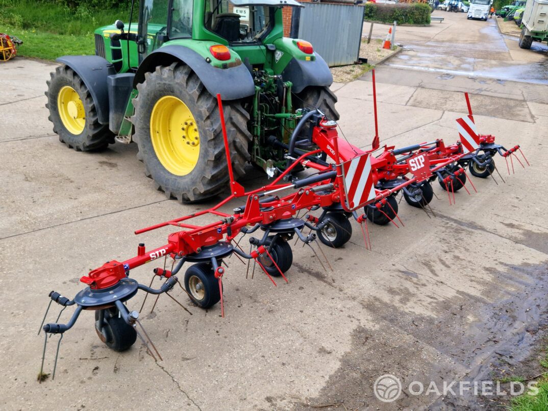 2018 Spider 815/8 Mounted rotary hay tedder