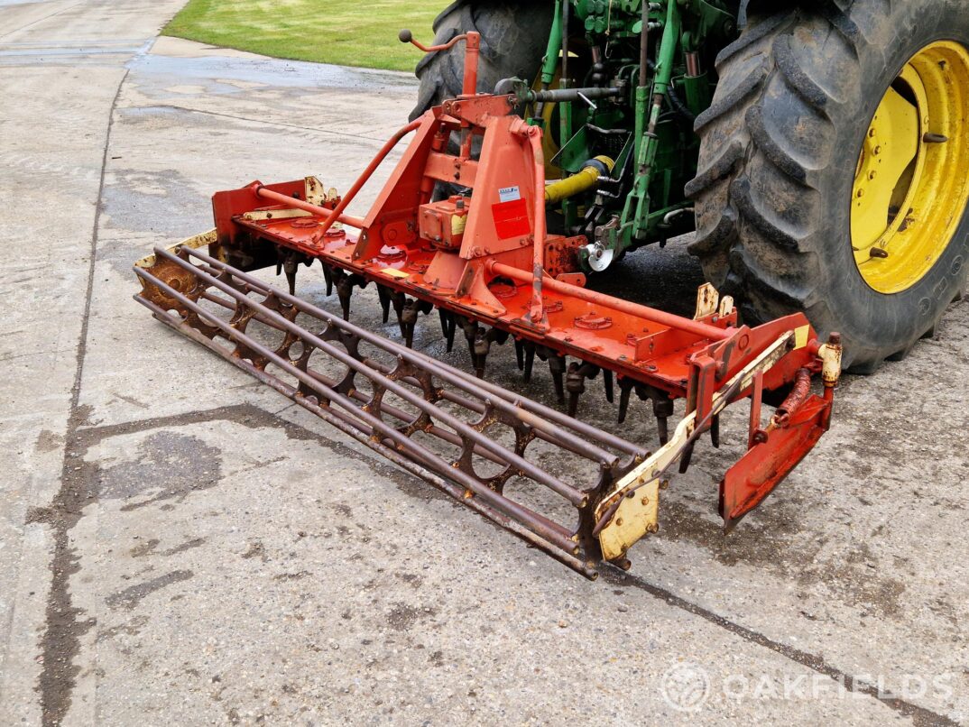 Krone KE85/3000 3m power harrow