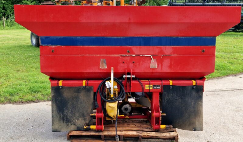 KRM Ex-Trend fertiliser spreader full