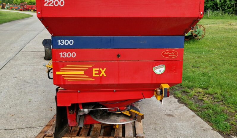 KRM Ex-Trend fertiliser spreader full