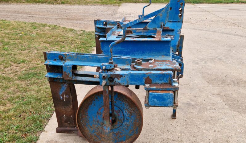 Ransomes 2 leg subsoiler full